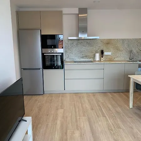 Nuevo Loylla A 500 M De La Playa Niembro